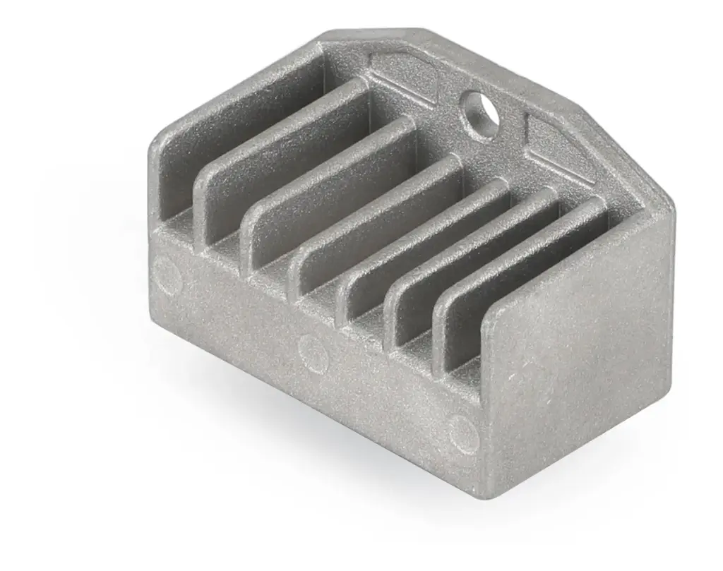 REGULADOR DE VOLTAJE